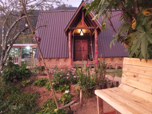 The Tranquil cottage of lover's leap thumbnail 8