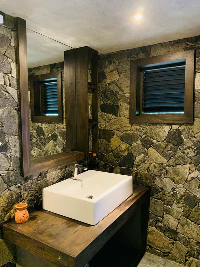 Cannelle Hill Cabanas thumbnail 9