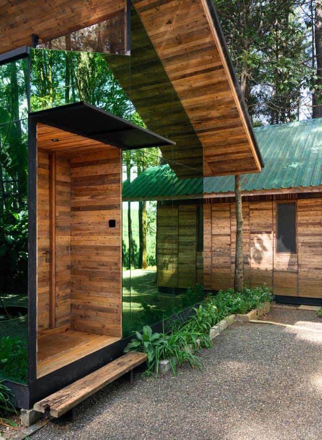Kaya Retreat thumbnail 10